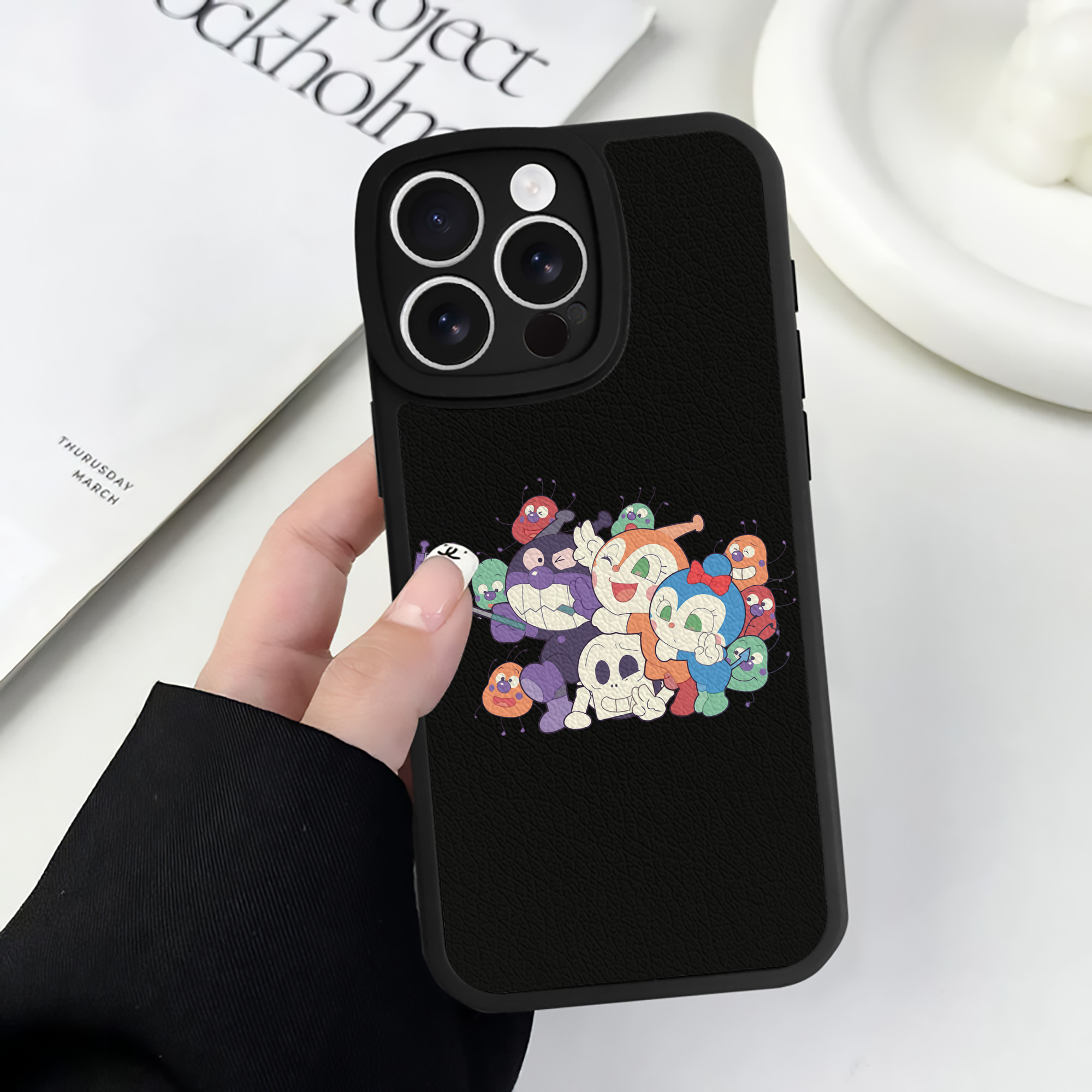（画像用） アンパンマン Anpanman 【iPhone 16シリーズ対応】シリコンスマホケース（レザー調） 材質：シリコン